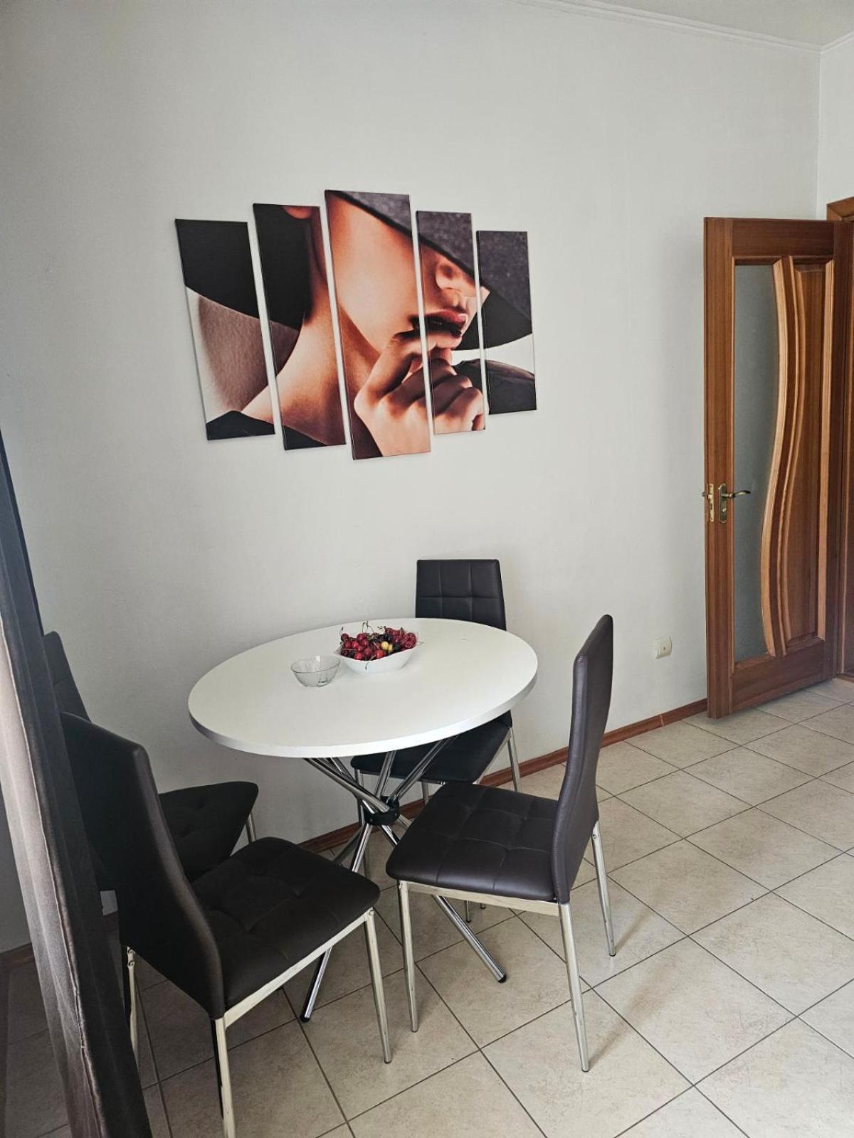 Negruzzi 2 Bedrooms Daire *