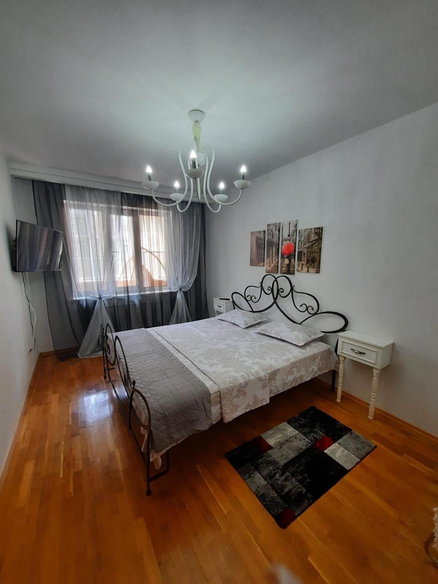 Negruzzi 2 Bedrooms Appartement